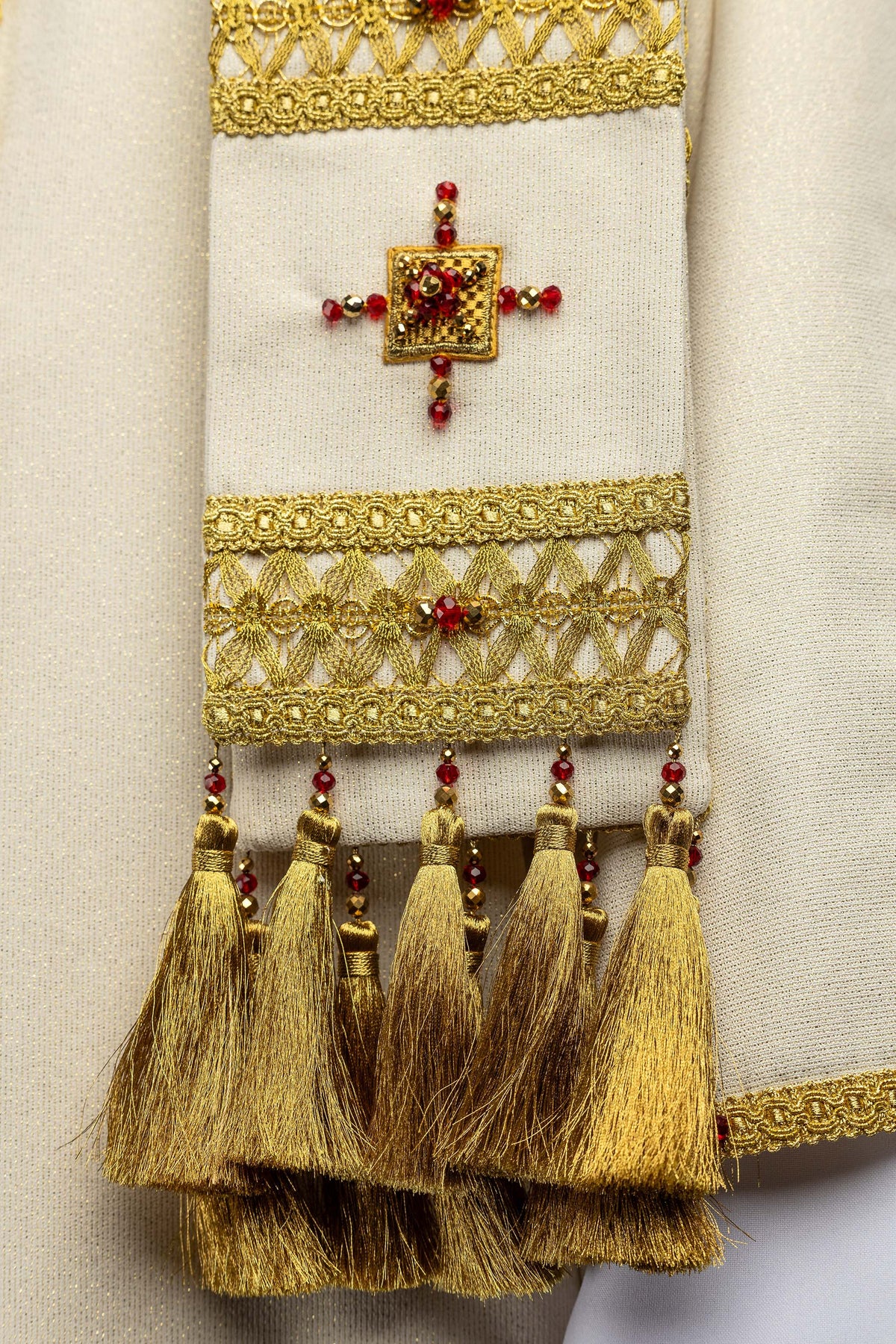 Ręcznie wykonany ornat z naturalnymi kamieniami Handmade 7005
