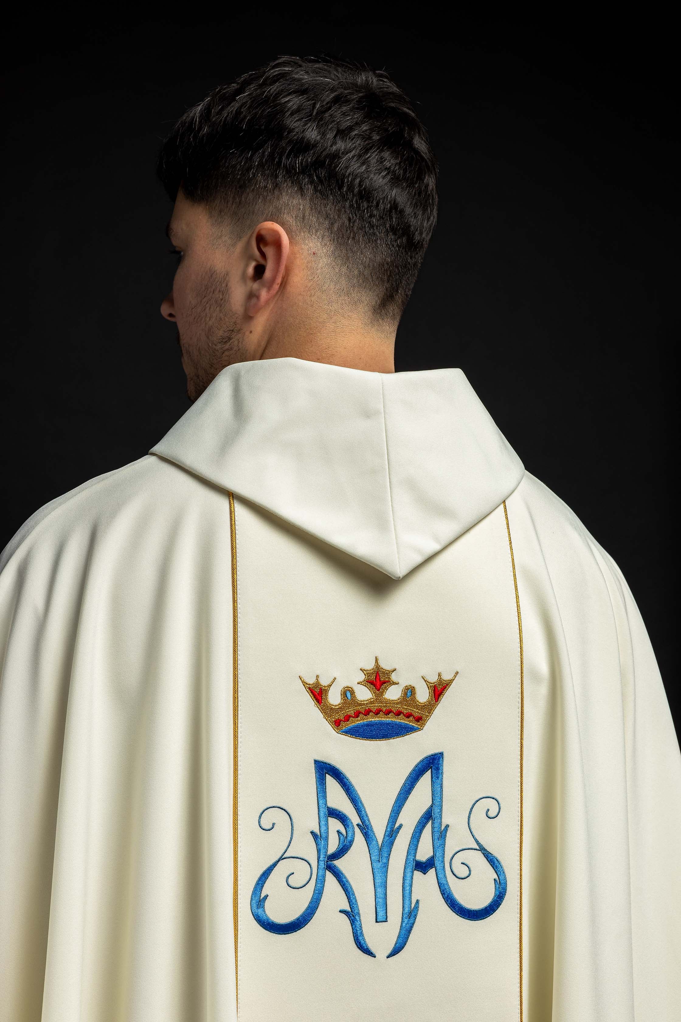 Ornat Matki Boskiej Częstochowskiej w kolorze ecru - ORNATY.PL