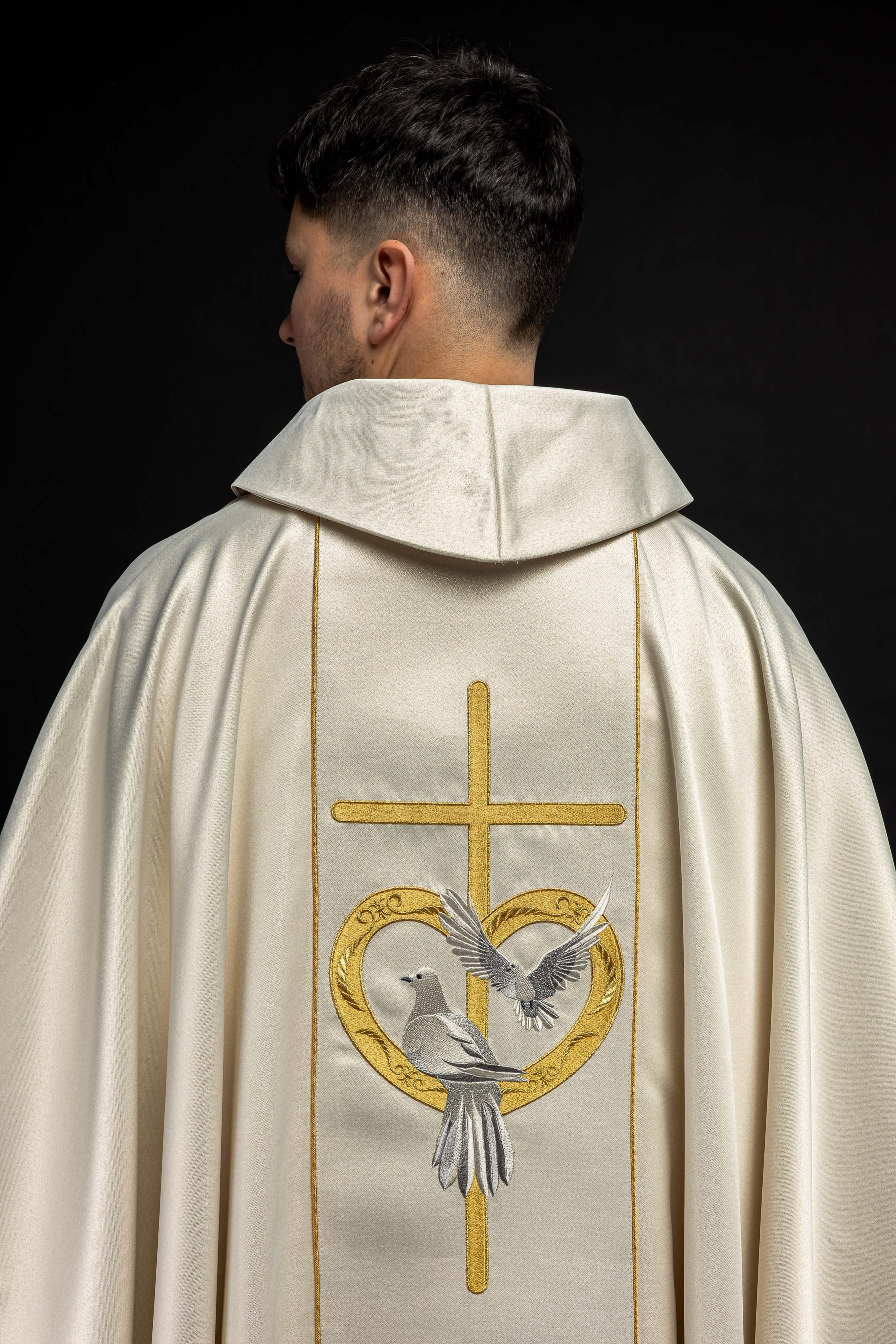 Ornat Ślubny w kolorze ecru - ORNATY.PL