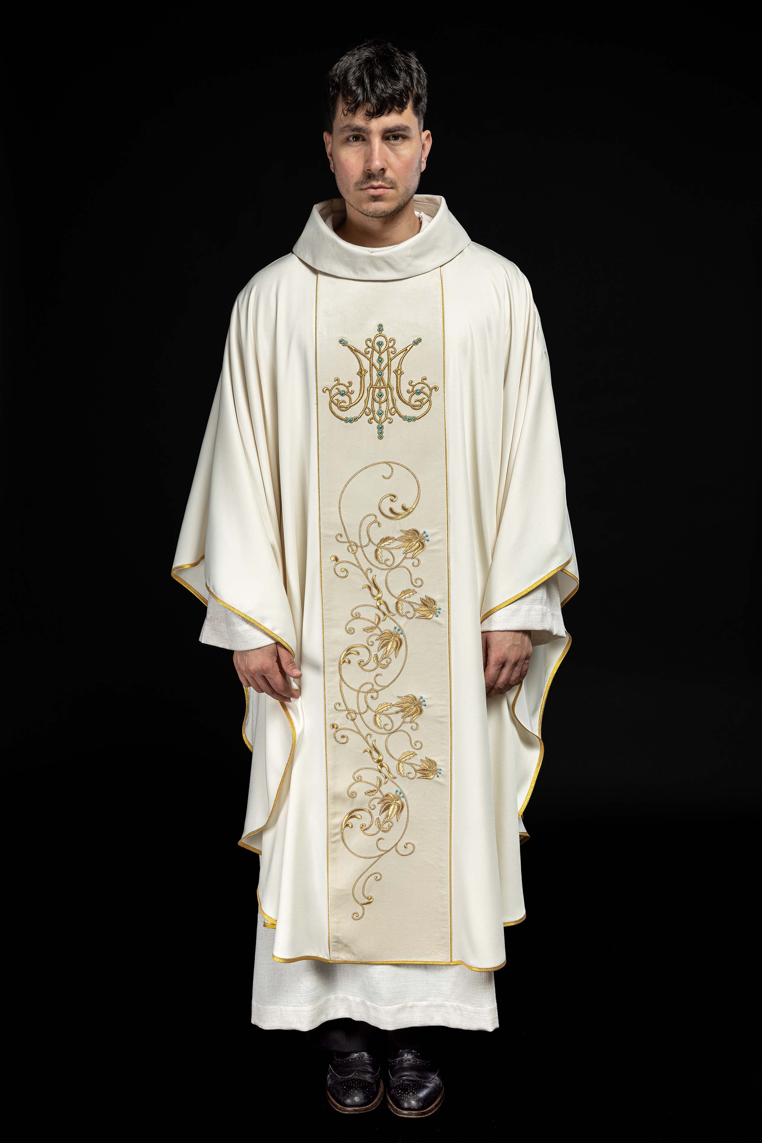 Ornat liturgiczny Maryjny z aksamitnym pasem w kolorze ecru - ORNATY.PL