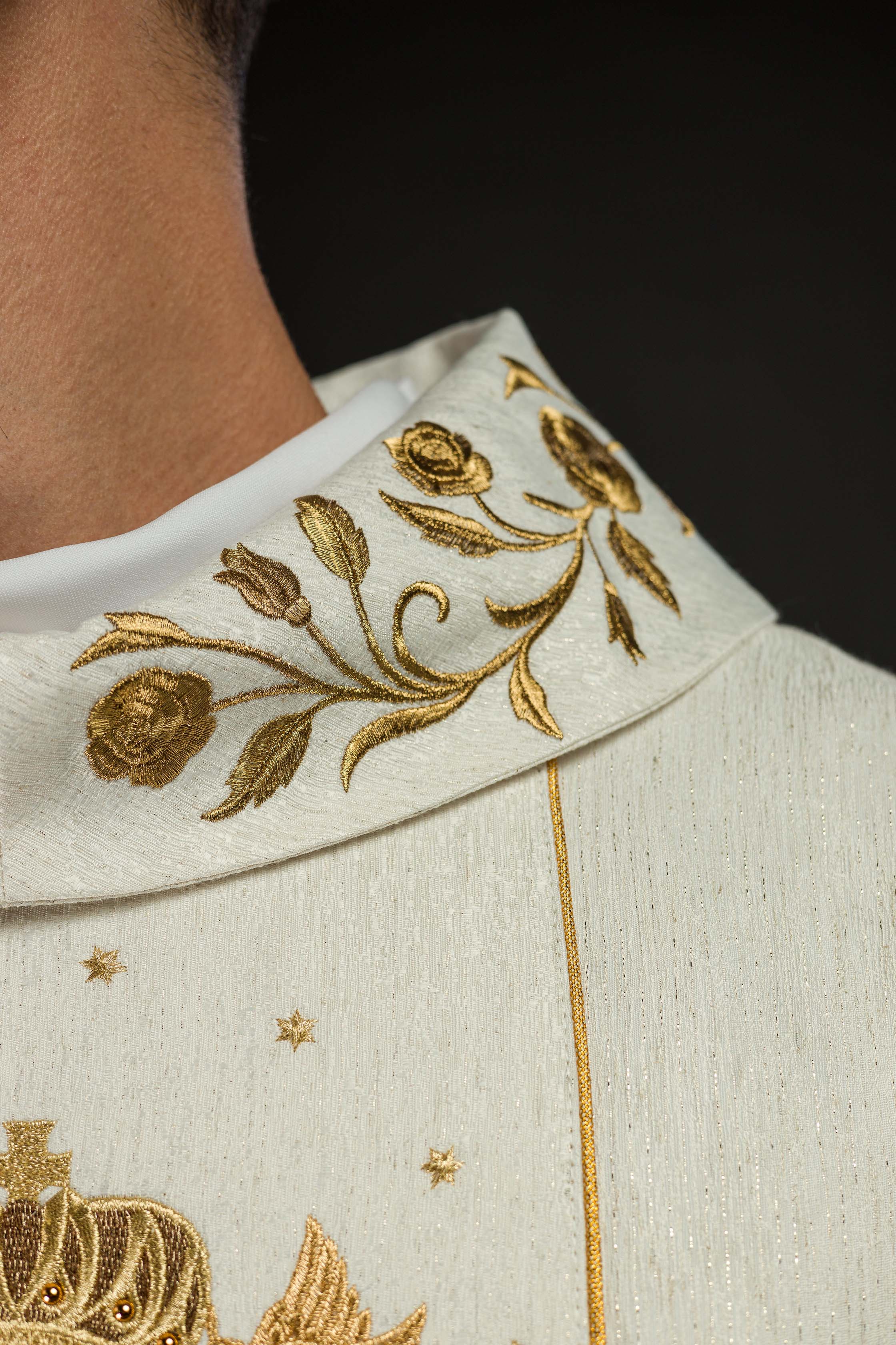 Ornat haftowany z wizerunkiem Matki Boskiej Licheńskiej - ORNATY.PL