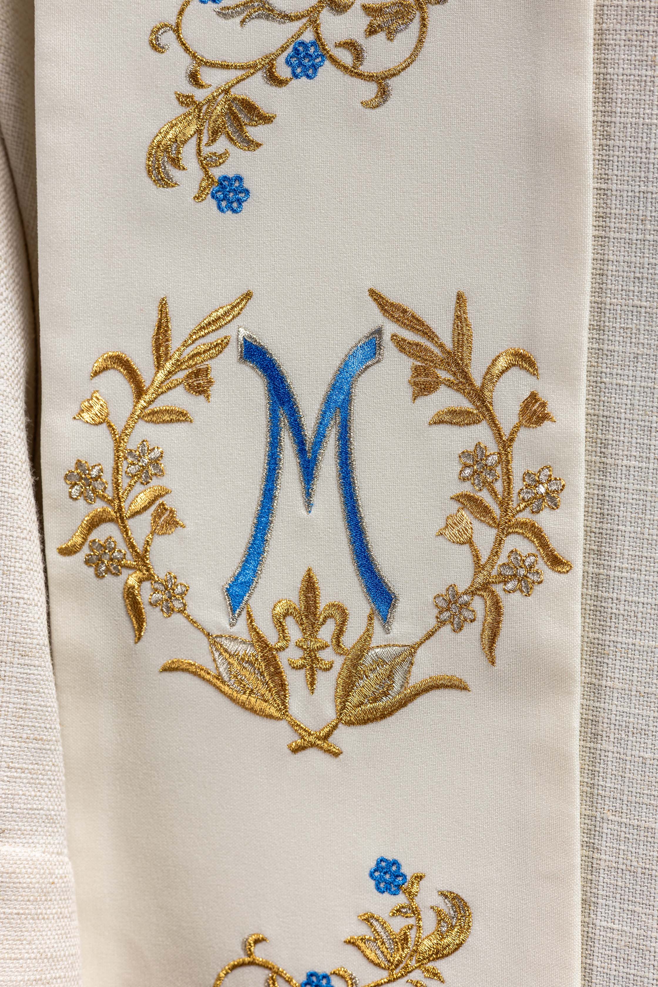 Stuła haftowana Maryjna ecru - ORNATY.PL