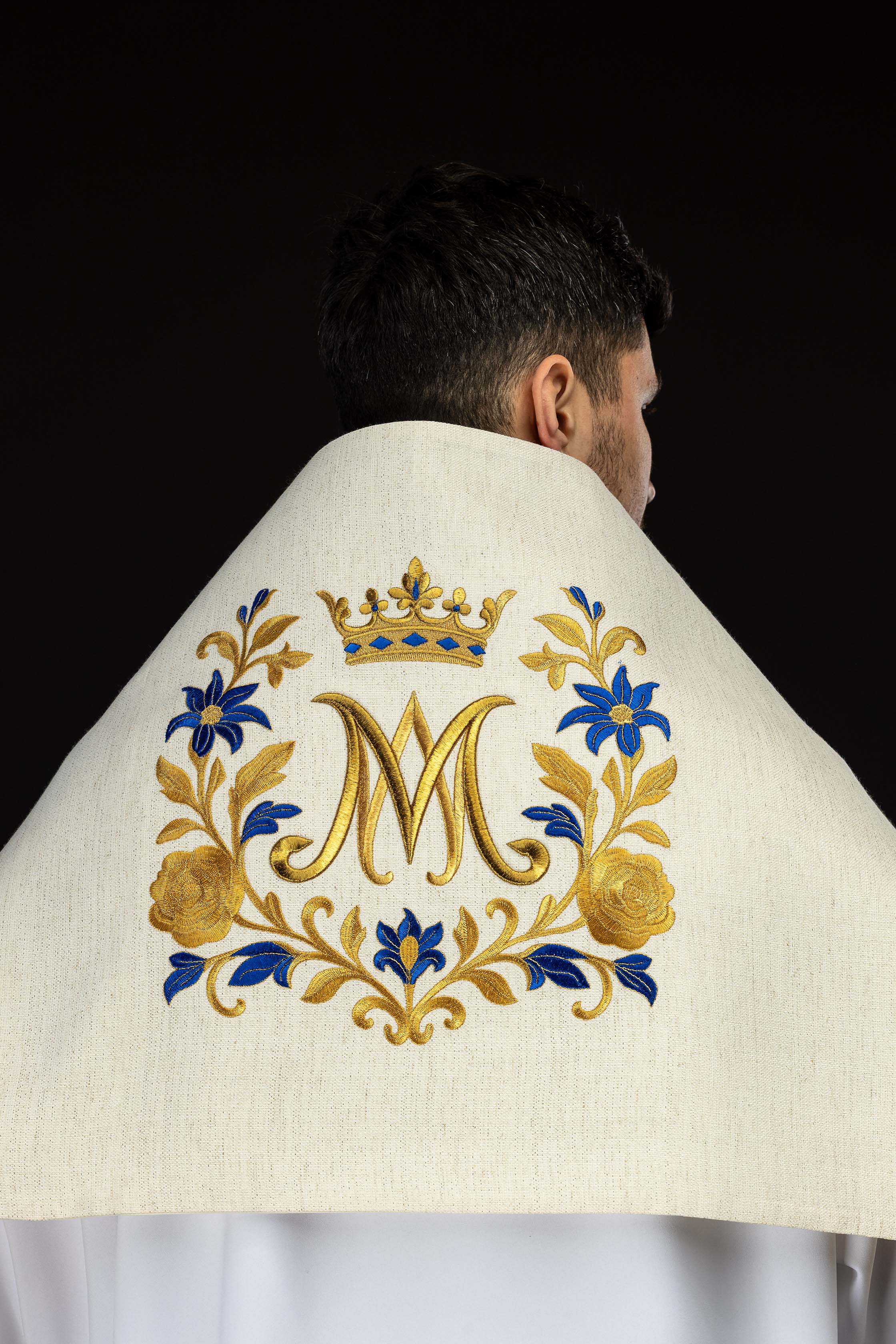 Welon haftowany z symbolem maryjnym - ORNATY.PL