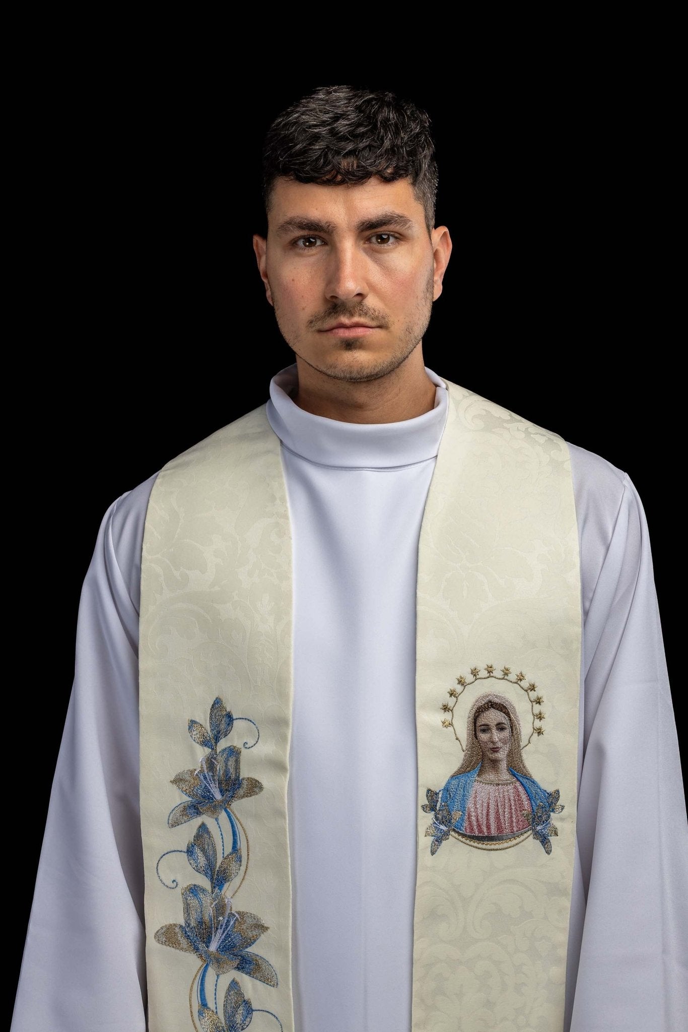 Stuła haftowana z wizerunkiem Matki Bożej Medjugorje