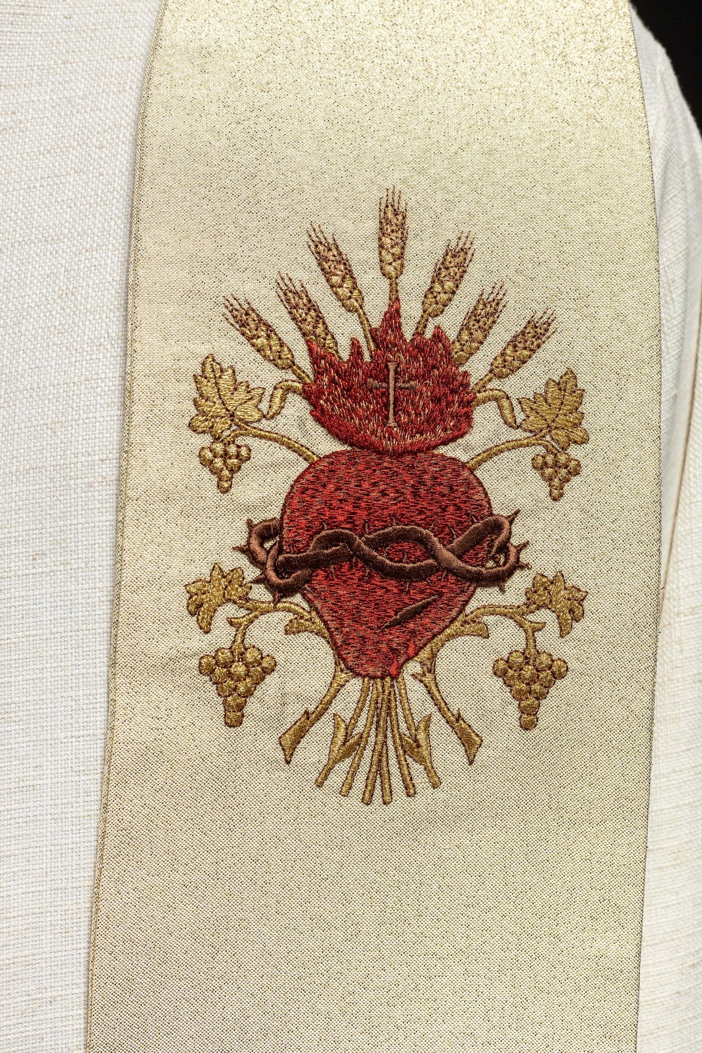 Stuła kapłańska złota haftowana