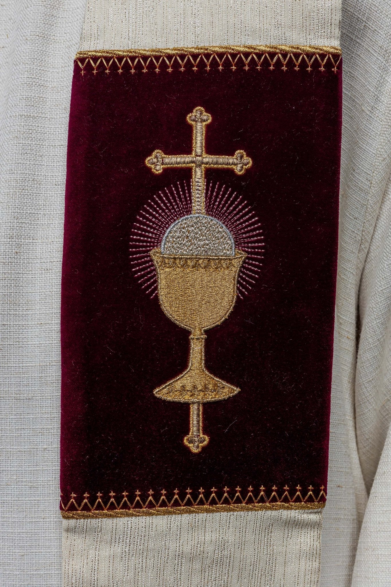 Stuła z haftowanym Kielichem Eucharystycznym i PAX