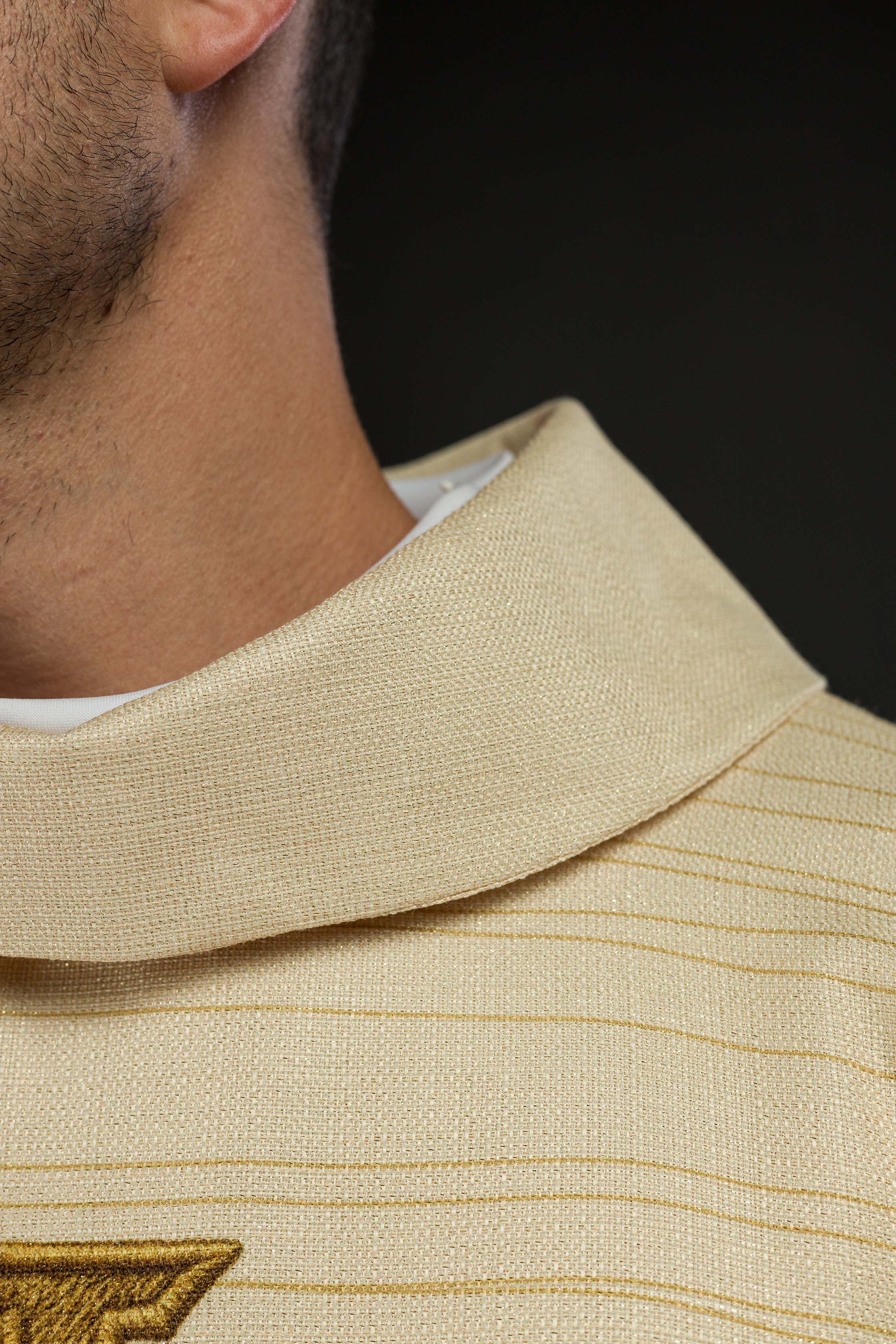 Ornat drukowany z Krzyżem Jerozolimskim ecru