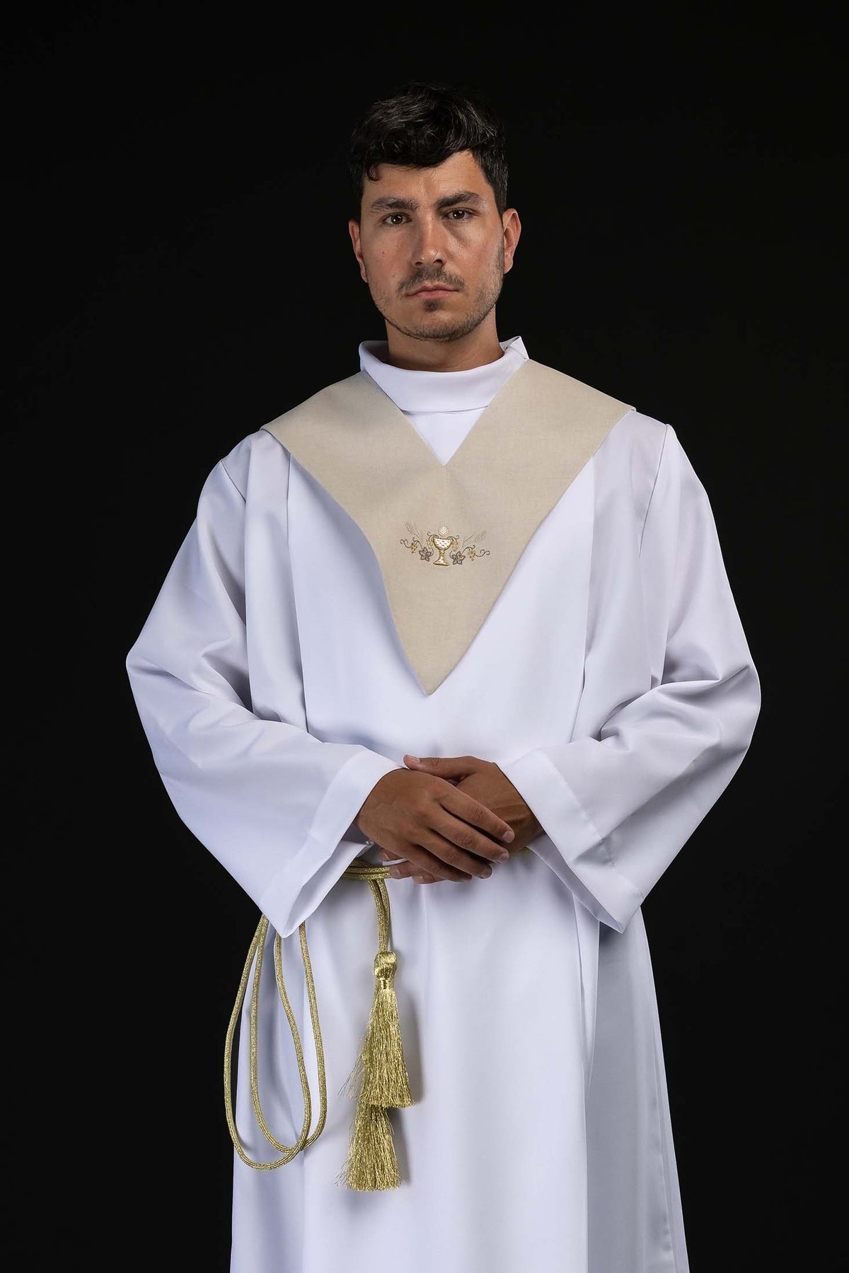 Paliusz lektorski z haftem kielicha eucharystycznego ecru