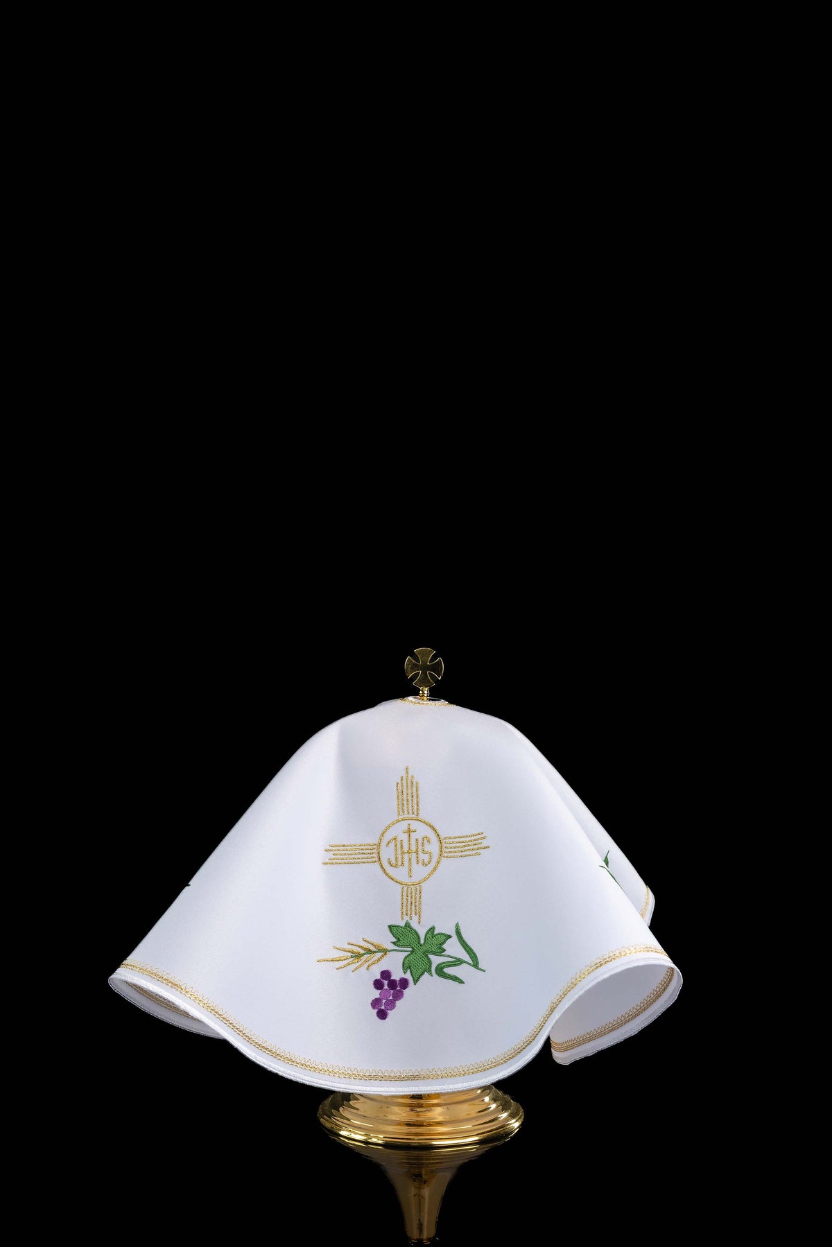 Okrągły welon na puszkę z haftem IHS i motywem eucharystycznym
