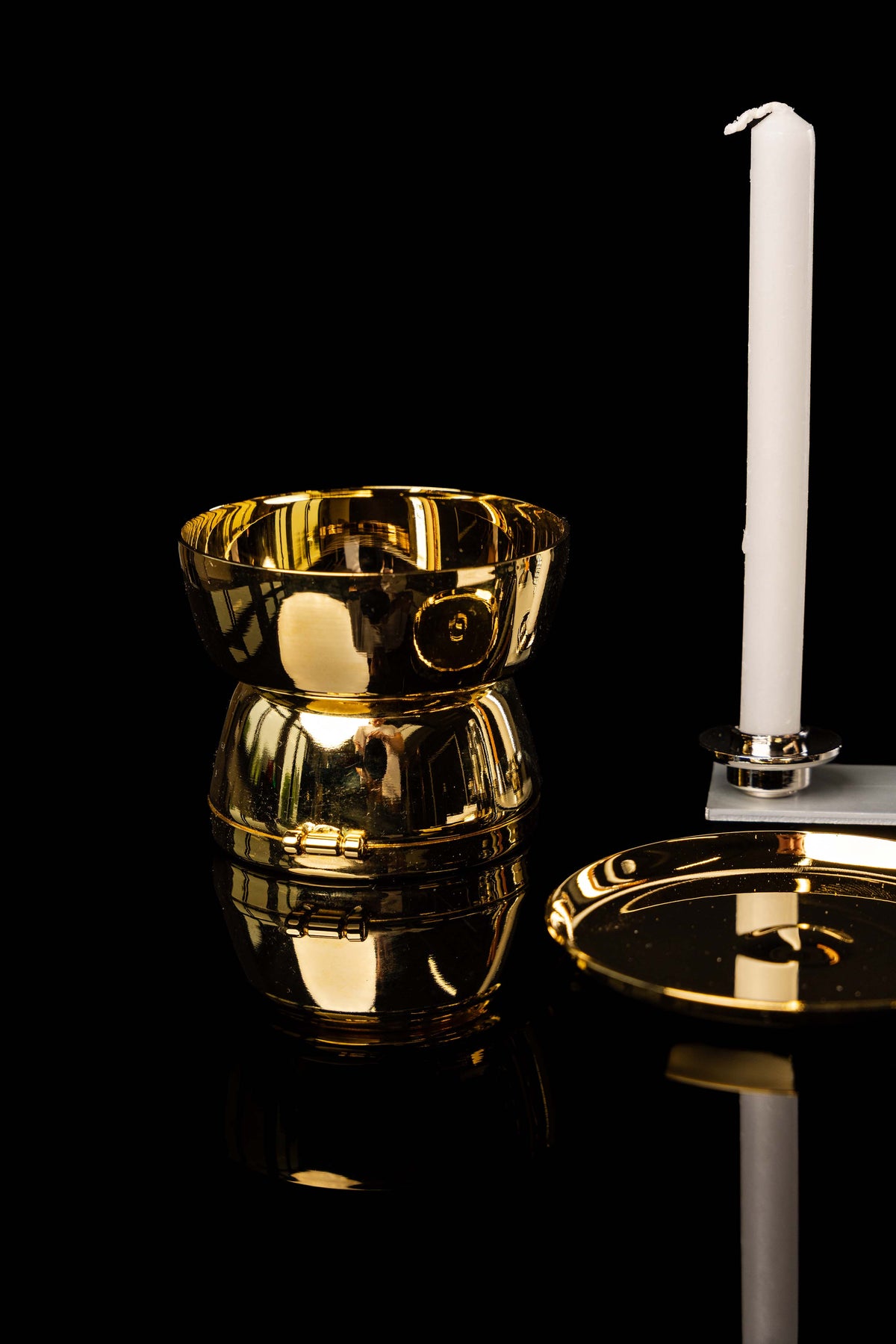 Walizka na misje z wyposażeniem liturgicznym