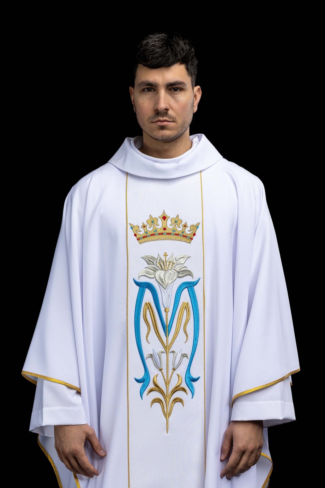Ornat liturgiczny Maryjny haftowany z koroną w kolorze białym